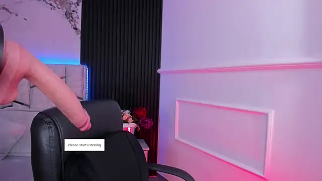 daniiphoeniixx online show from January 13, 7:40 pm