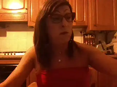 Snapshot of Tiabet chatting on October 2, 8:25 pm Tiabet online show from October 2, 8:25 pm