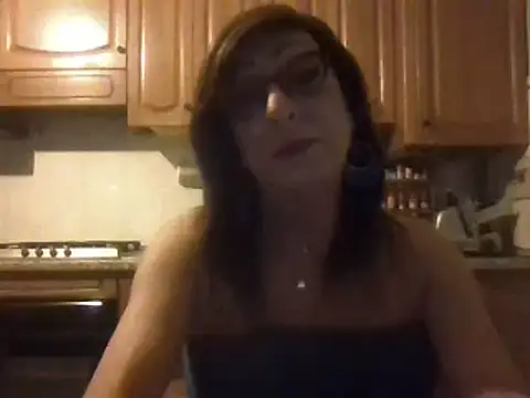 Snapshot of Tiabet chatting on September 24, 8:41 pm Tiabet online show from September 24, 8:41 pm