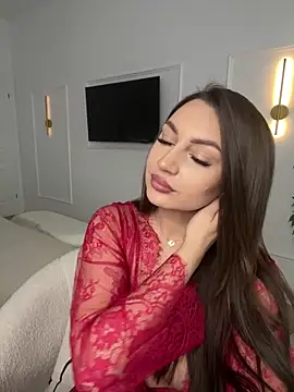 claraxjoyy online show from February 4, 6:49 am