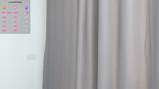 Lucky-xiuxiu online show from November 29, 4:00 pm