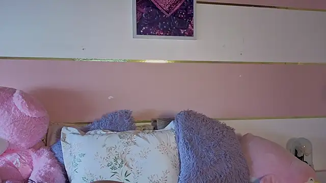 Charlotte  Miller online show from November 29, 12:09 pm