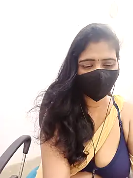 Lucky-Deepthi online show from April 11, 9:07 pm