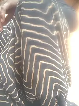 Amaya Bajwa online show from December 15, 4:40 am