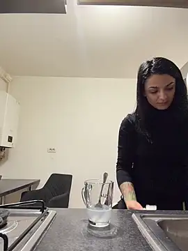 NNNoire online show from February 9, 1:46 pm