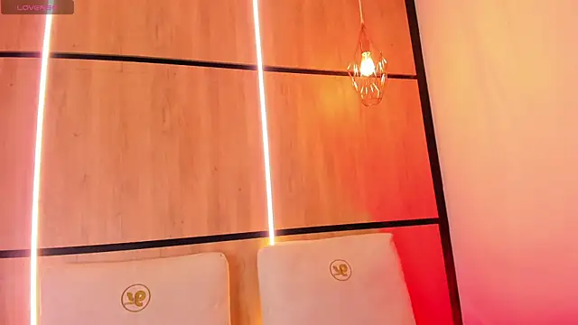 ashlyn parker online show from October 21, 8:02 pm