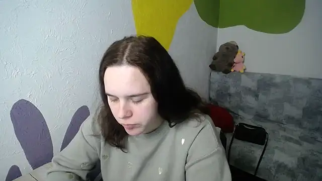 mini girly online show from October 28, 1:50 pm