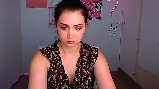 Amalia amor online show from August 3, 5:33 am