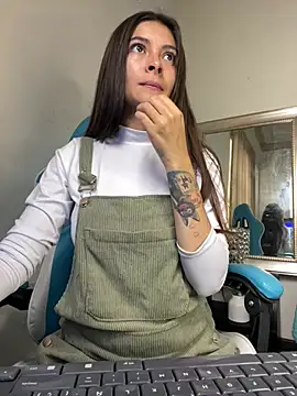 Aleska Miami online show from March 2, 2:24 pm