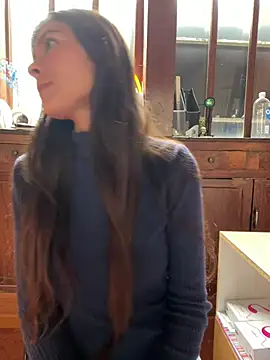 Aleska Miami online show from March 27, 2:29 pm