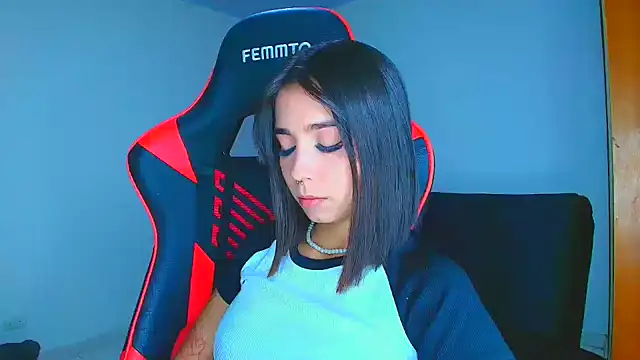 Rousse violett online show from January 8, 2:15 am