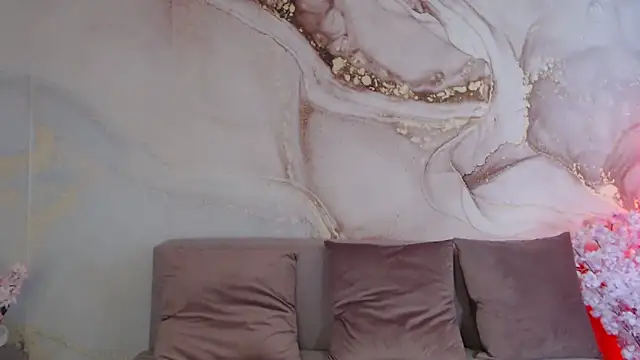 SweetChyou online show from October 3, 6:40 am