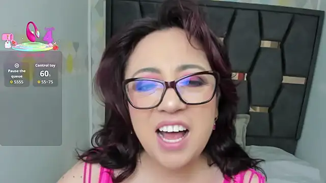 Victoria Adamns online show from September 18, 12:37 pm