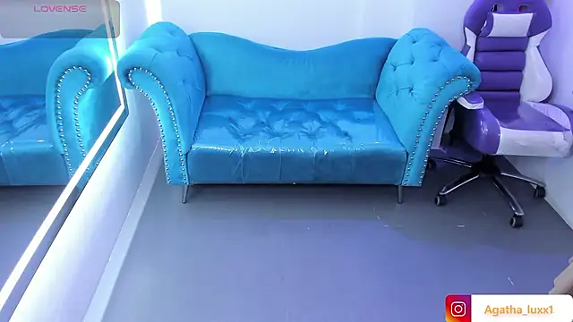 Akaza Hakuji  online show from January 16, 12:23 pm