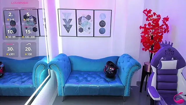 Akaza Hakuji  online show from November 25, 12:40 pm