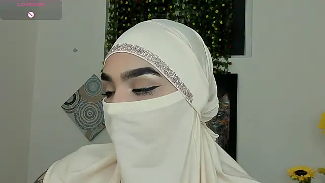 Maissa Alabi online show from October 14, 6:43 pm