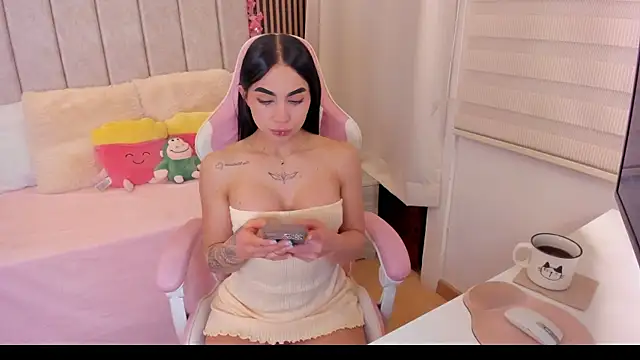 tamy xoo online show from June 17, 6:42 pm