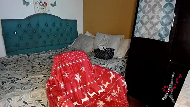 nataparis online show from November 2, 1:09 am