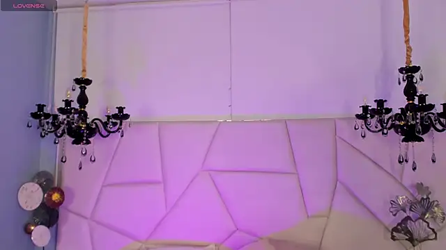 Aitana Hilton  online show from November 22, 12:08 pm