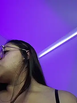 AnonymousGirl online show from June 16, 7:15 pm