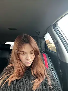 Kelley Allie online show from April 4, 2:16 pm