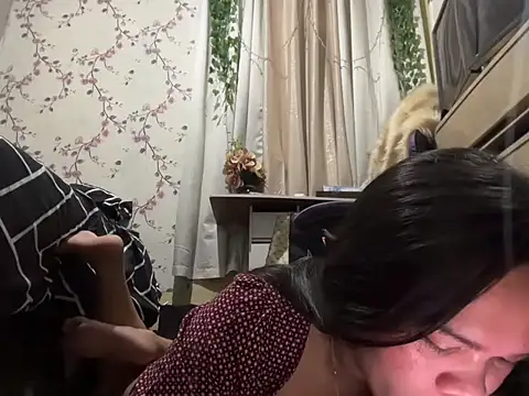 Snapshot of SophiaCourthaway chatting on October 9, 10:58 pm SophiaCourthaway online show from October 9, 10:58 pm