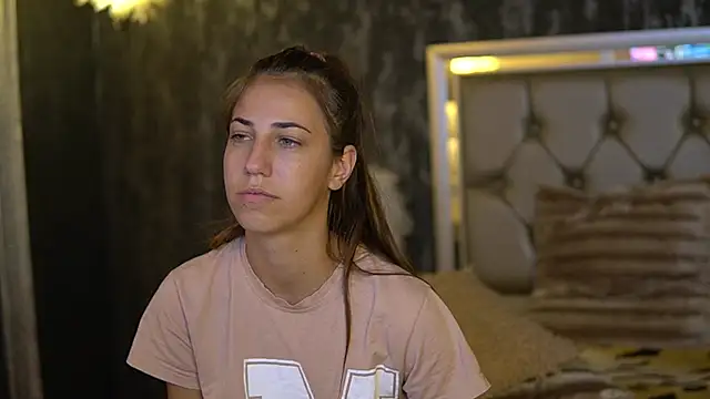 KeylaBlair online show from September 21, 8:07 pm