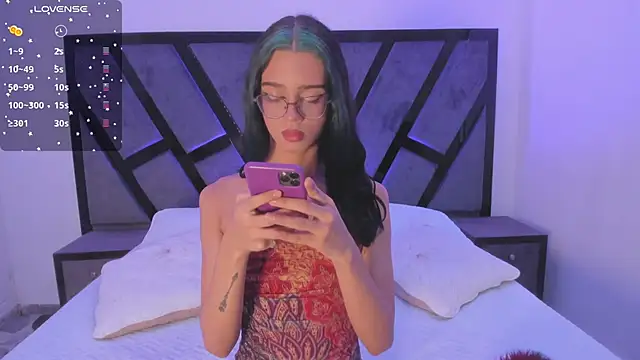 MattThompsonn online show from November 12, 9:35 pm