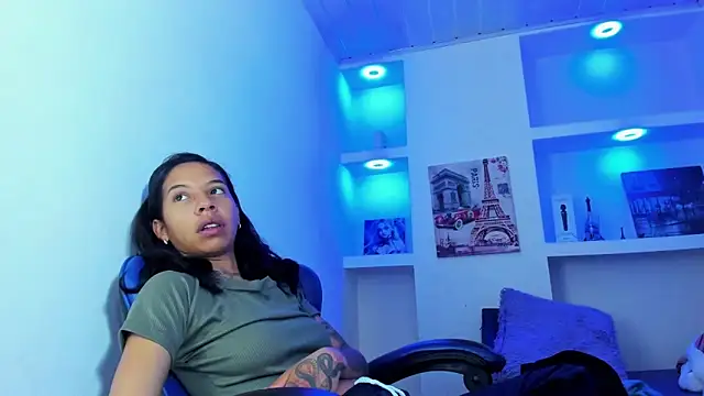 Snapshot of Miss_sparkle00 chatting on September 10, 7:19 am Miss sparkle00 online show from September 10, 7:19 am