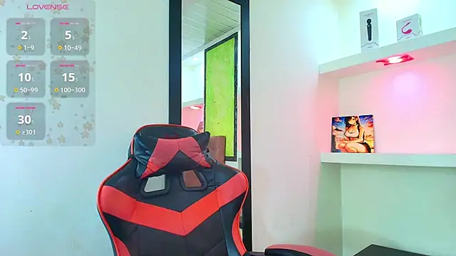 Snapshot of Miss_sparkle00 chatting on September 18, 4:44 am Miss sparkle00 online show from September 18, 4:44 am