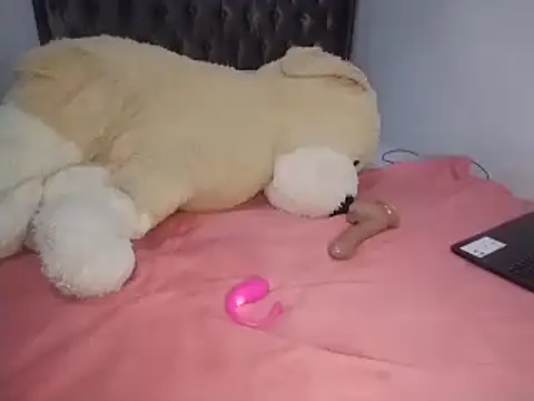 Chandy012 online show from April 10, 4:02 pm