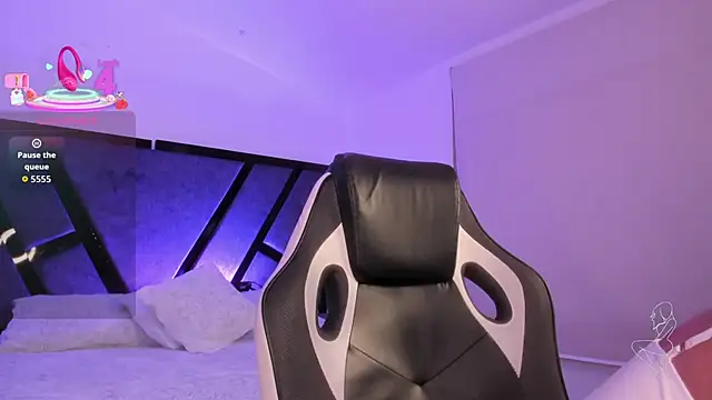 Alahiaa  online show from November 21, 4:25 am