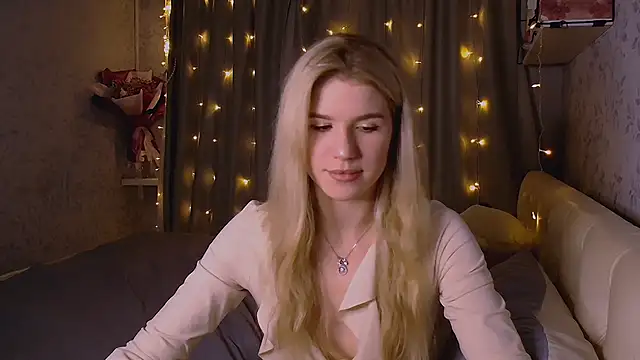 Melissa smith  online show from October 13, 7:16 pm