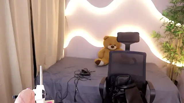 camilapersy online show from February 3, 3:04 am