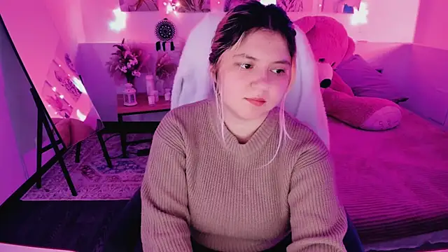 DiaAngell online show from April 5, 8:52 pm