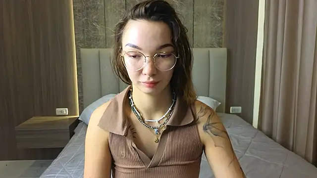 SusannJohnson online show from January 17, 12:18 am