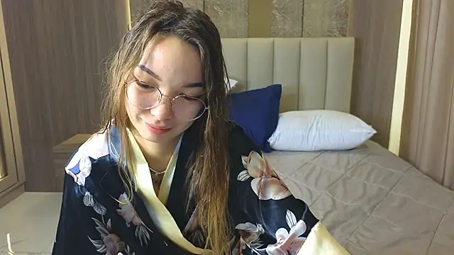 SusannJohnson online show from February 1, 12:20 am