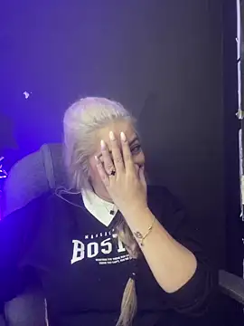 viktoria davis  online show from December 21, 2:38 am