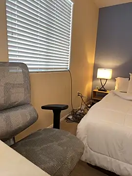 ha888we online show from October 11, 4:10 pm