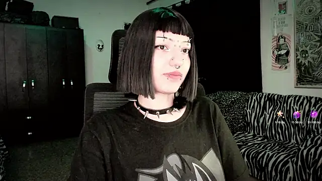 roxy toxic online show from February 24, 12:54 am