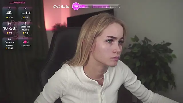 DakotaaJohnnson online show from October 16, 9:23 am