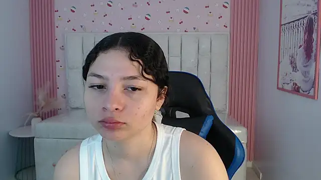 shalon diaz s online show from January 8, 1:04 pm