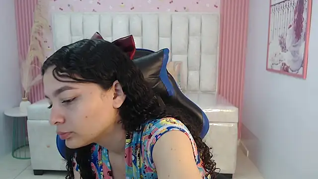 shalon diaz s online show from October 7, 1:26 pm