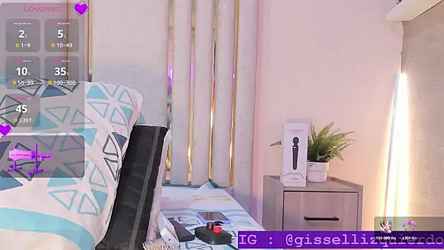 Liincostelloo online show from October 22, 8:03 pm