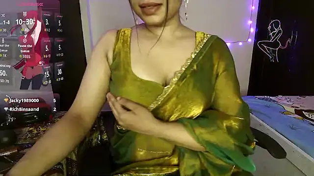 Diamond Disire online show from November 10, 7:09 pm