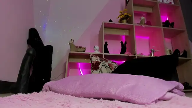 SammyLauren online show from September 20, 2:15 pm