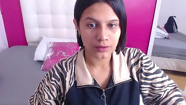 tinyy whore18 online show from October 3, 4:34 pm