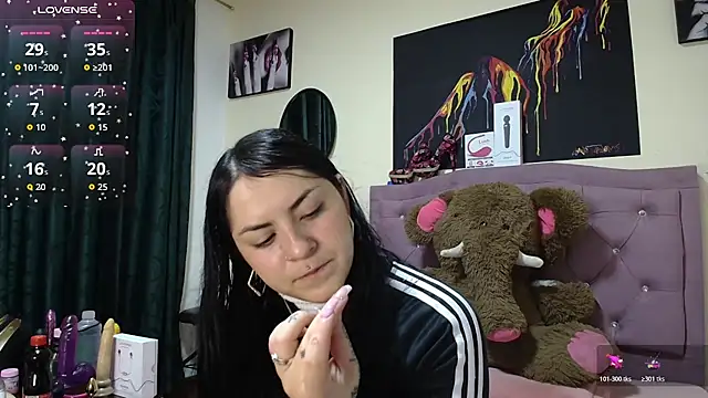 Emmie Hot online show from November 10, 12:22 pm