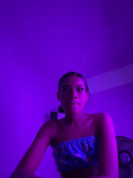zoelily online show from June 7, 1:45 am