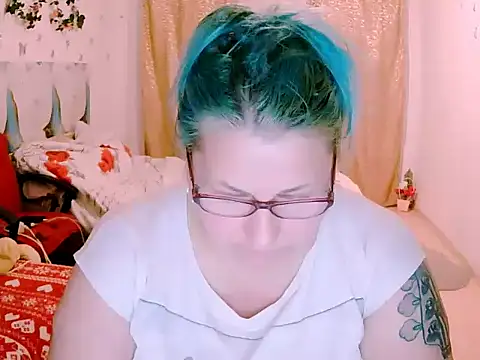 mayamayx online show from May 4, 7:39 pm